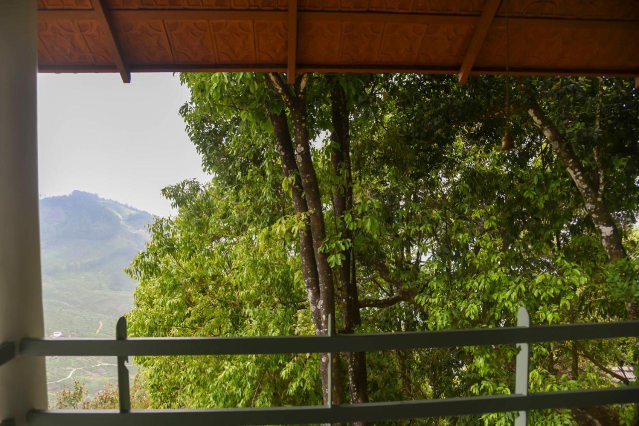 Blackberry Hills Munnar Nature Resort & Spa Buitenkant foto