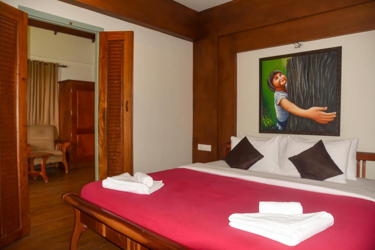 Blackberry Hills Munnar Nature Resort & Spa Buitenkant foto