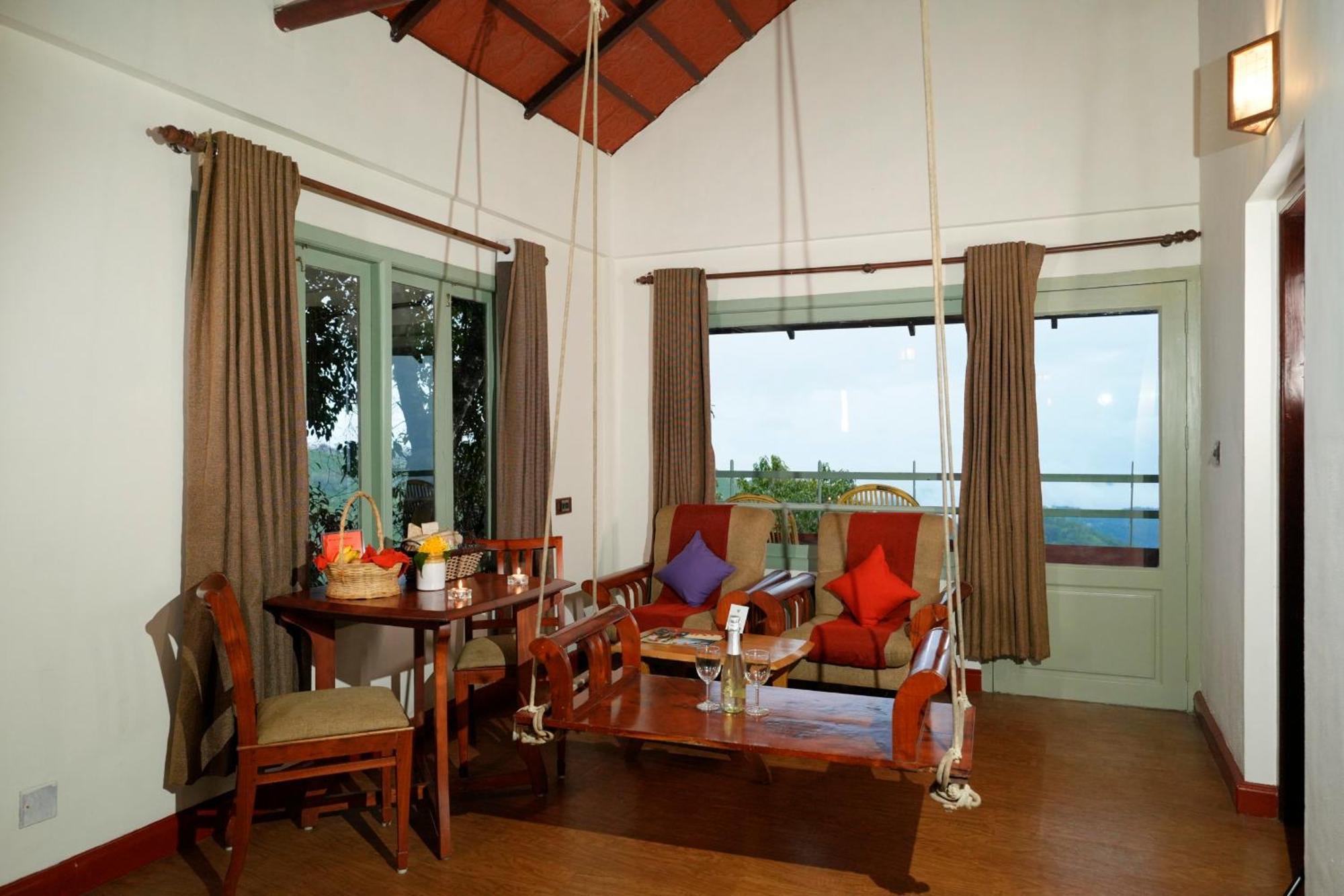 Blackberry Hills Munnar Nature Resort & Spa Buitenkant foto