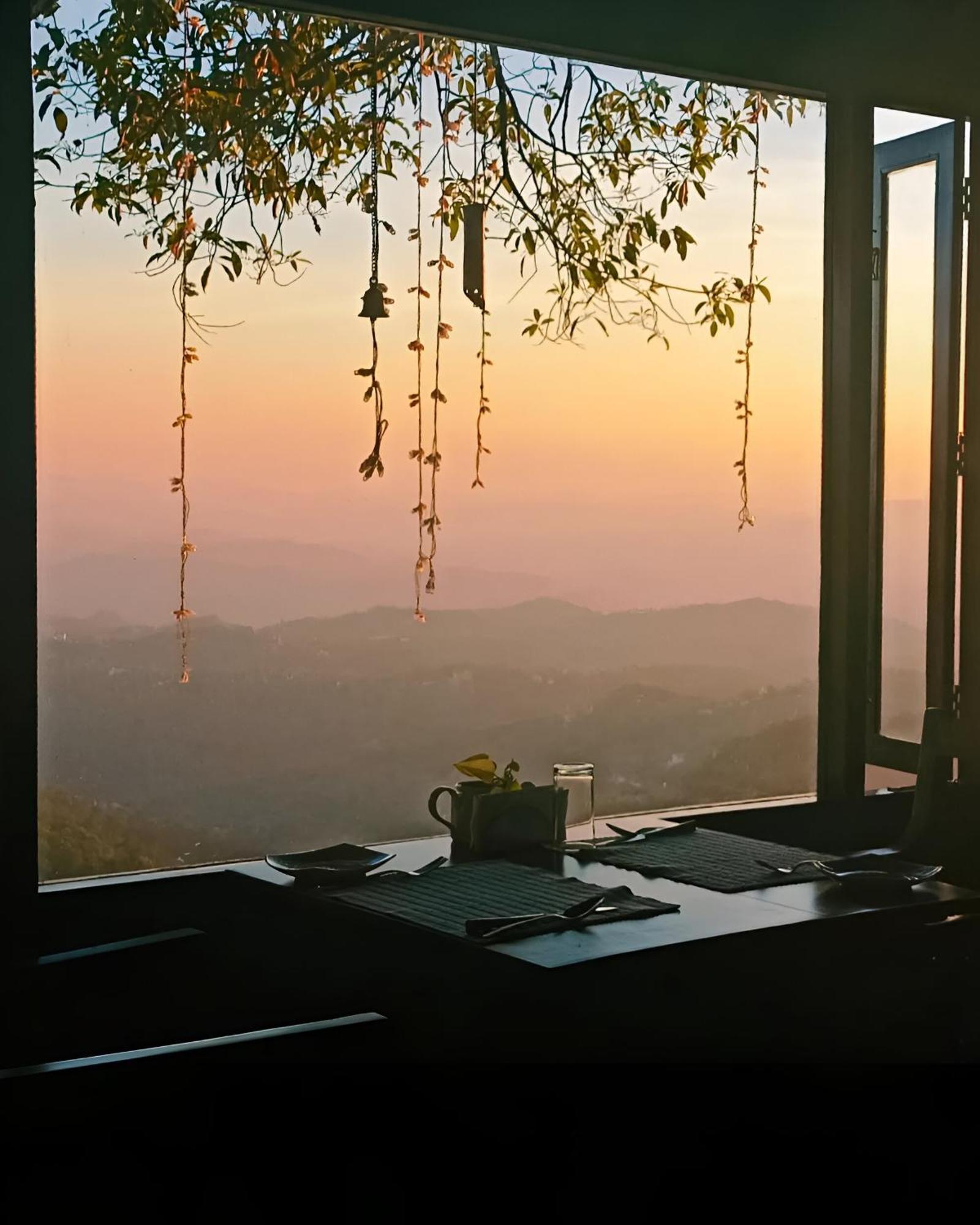 Blackberry Hills Munnar Nature Resort & Spa Buitenkant foto
