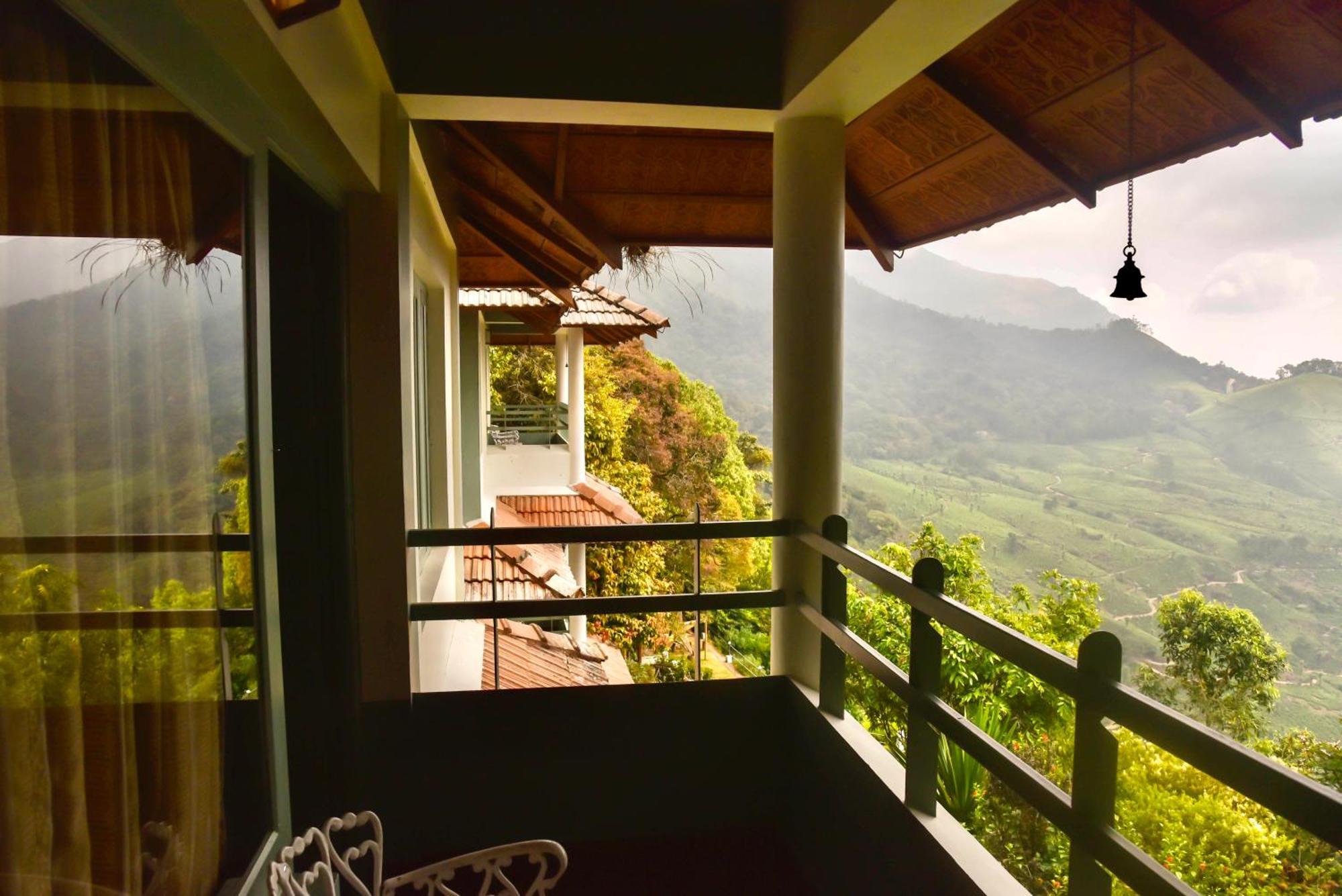 Blackberry Hills Munnar Nature Resort & Spa Buitenkant foto