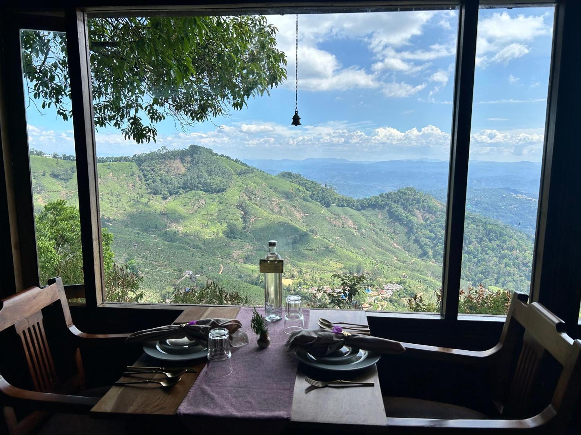 Blackberry Hills Munnar Nature Resort & Spa Buitenkant foto