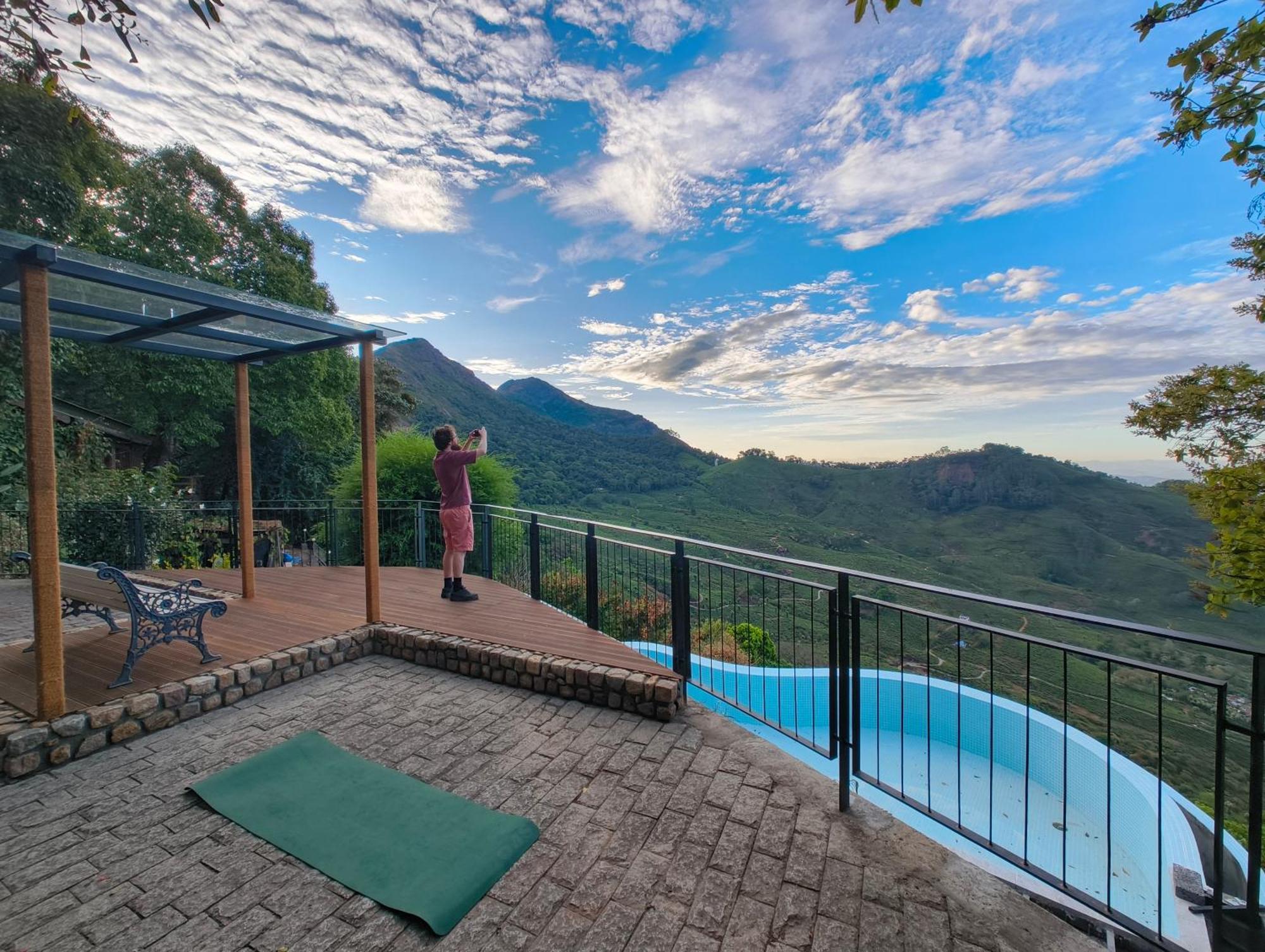 Blackberry Hills Munnar Nature Resort & Spa Buitenkant foto